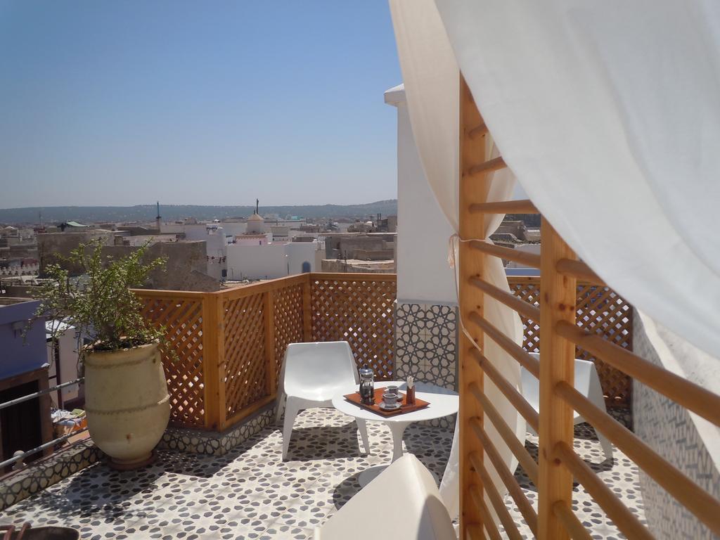 Riad Emotion Есувейра Екстериор снимка