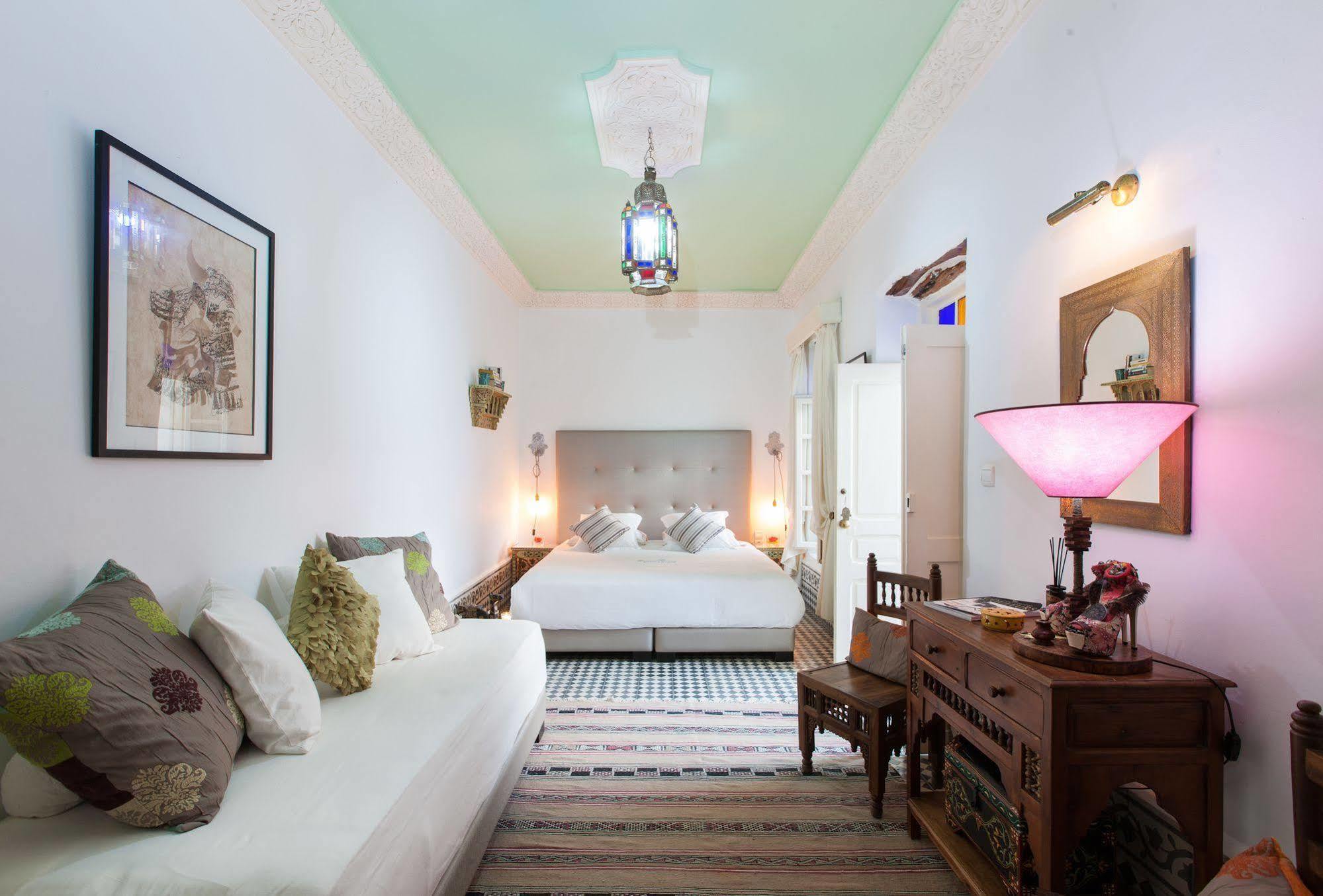 Riad Emotion Есувейра Екстериор снимка