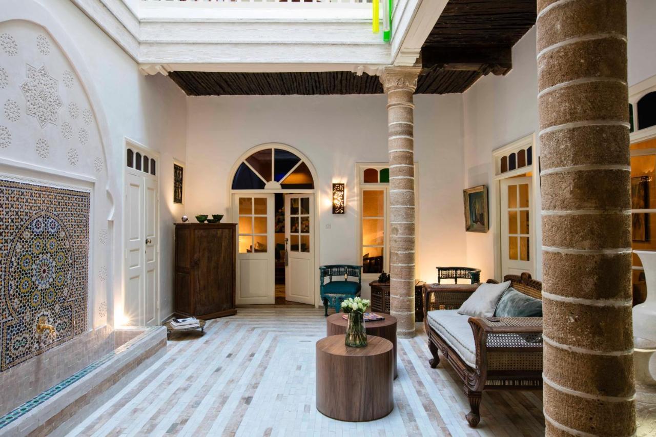 Riad Emotion Есувейра Екстериор снимка