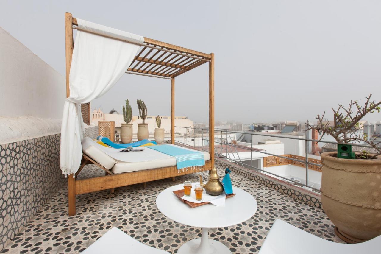 Riad Emotion Есувейра Екстериор снимка